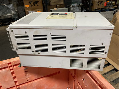 YASKAWA CIMR-F7U4055 AC DRIVE OUTPUT 3PH 0-480VAC HD 112A 85kVA ND 125A 95kVA IN