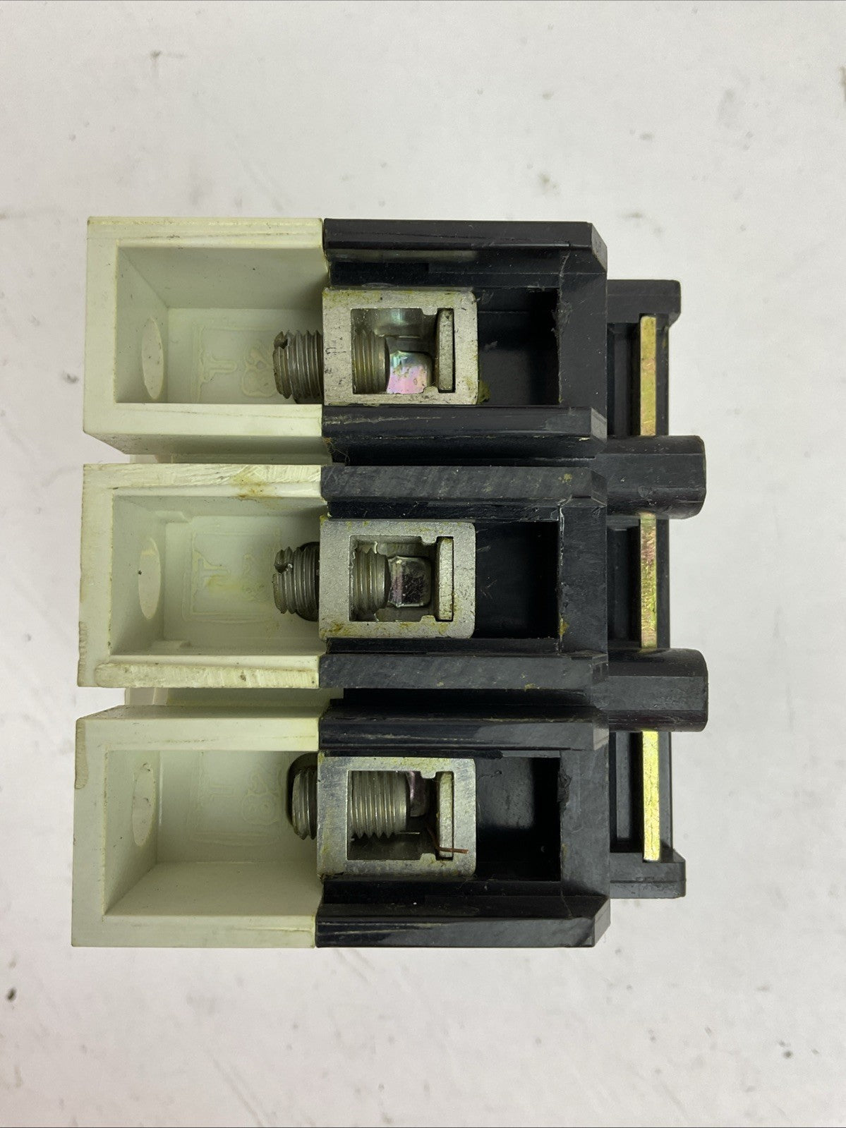 CUTLER HAMMER GD3040 INDUSTRIAL CIRCUIT BREAKER 22K 40AMP 3P 480VAC 125/250VDC