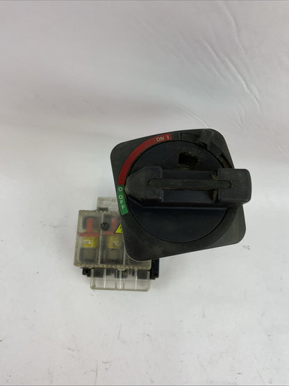 ALLEN BRADLEY 194R-NJ060P3 DISCONNECT SWITCH SER B 600VAC 50HP 250VDC 10HP