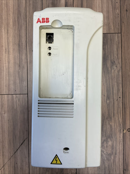 ABB ACS800-U1-0020-5+P901 AC DRIVE 20HP 15kW OUTPUT 3PH 0...300HZ 0...U1 VAC
