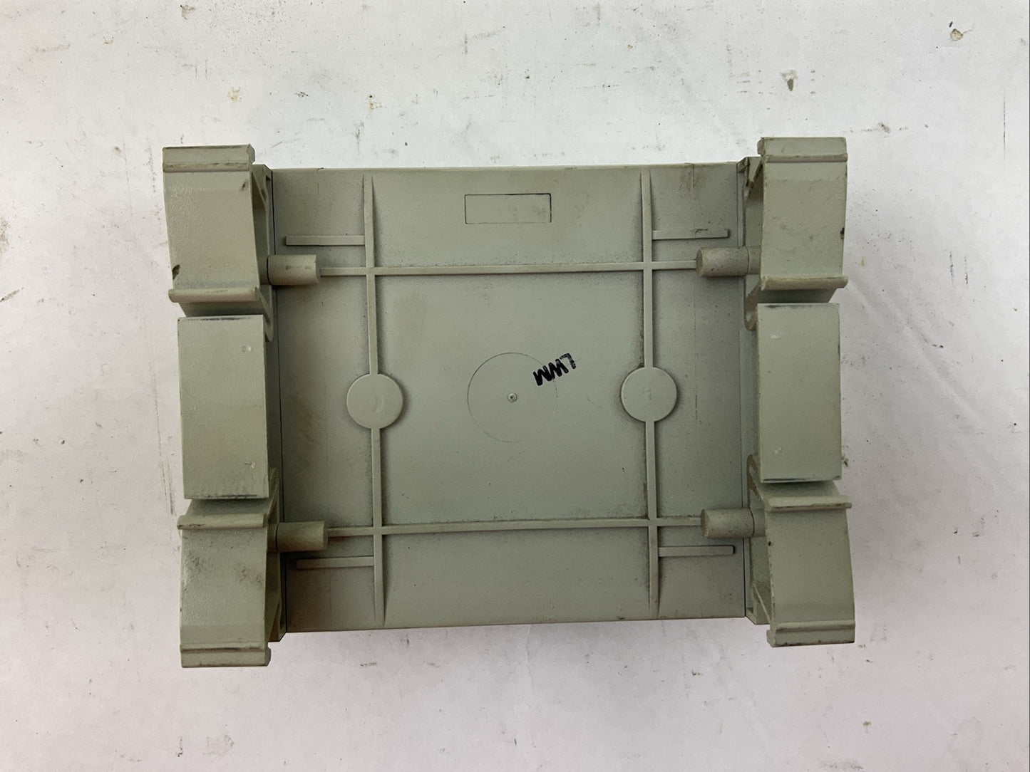 ALLEN BRADLEY 1492-IFM20F SER B INTERFACE MODULE (LOT OF 2)
