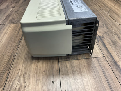 ABB ACS800-U1-0020-5+P901 AC DRIVE 20HP 15kW OUTPUT 3PH 0...300HZ 0...U1 VAC