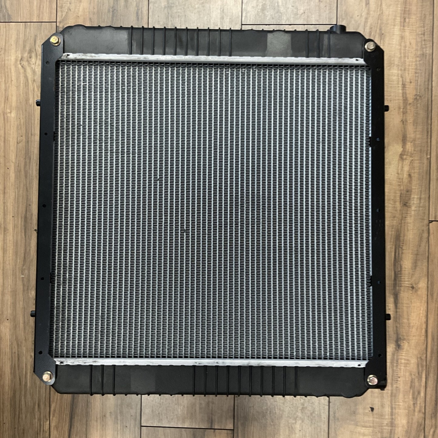 HYSTER 2102313 RADIATOR 1E0063350000
