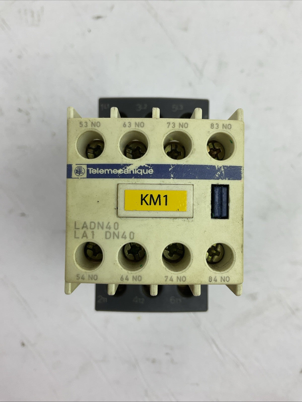 TELEMECANIQUE LC1D025BD CONTACTOR 600VAC 40A COIL 24VDC LADN40 LA1 DN40
