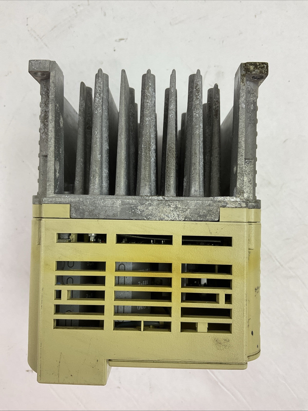 YASKAWA CIMR-JU4A0004BAA REV A J1000 AC DRIVE OUTPUT AC3PH 0-480V 4.1A/3.4A