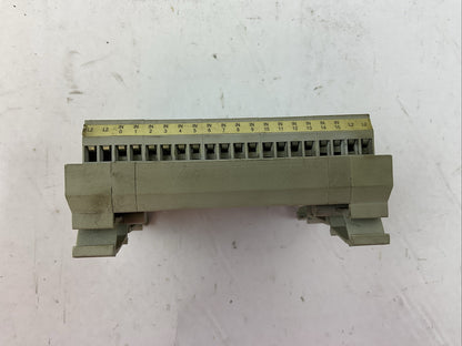 ALLEN BRADLEY 1492-IFM20F SER B INTERFACE MODULE (LOT OF 2)