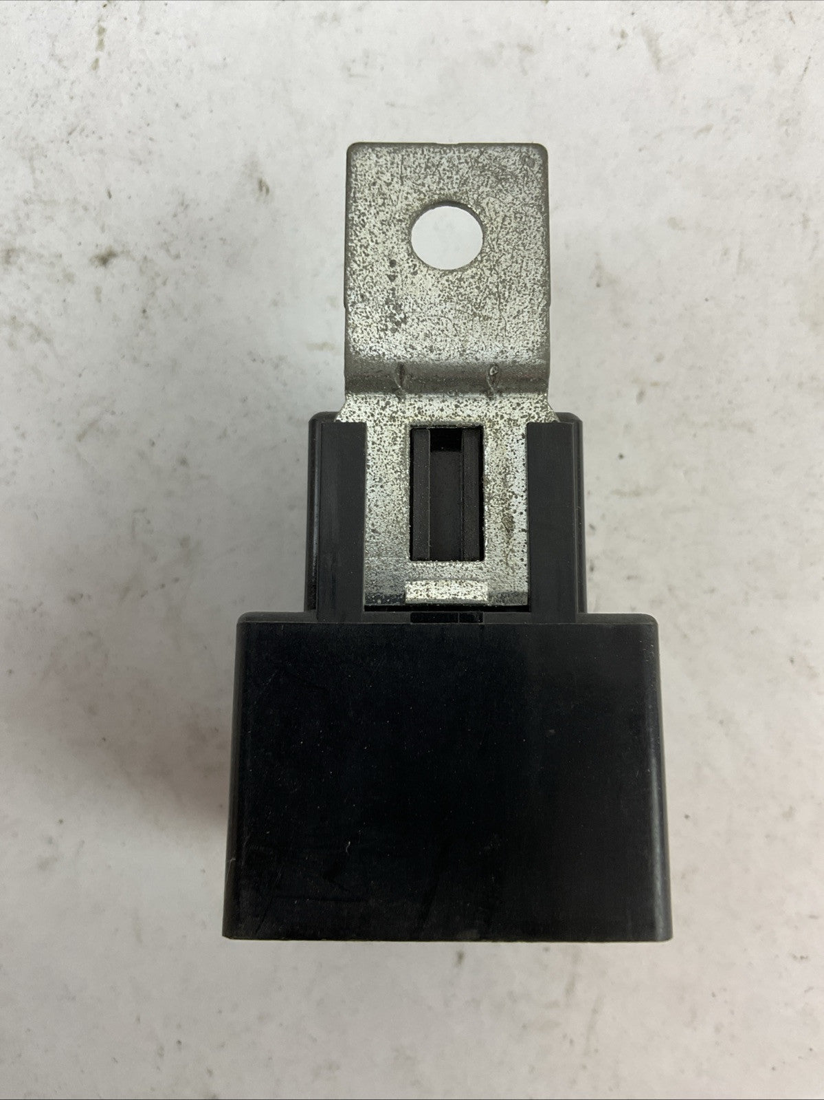 HYSTER 1375794 RELAY SHROUDED 4 PIN SONG CHUAN 898H-1AH-D1SW-R1 (2 RELAYS)