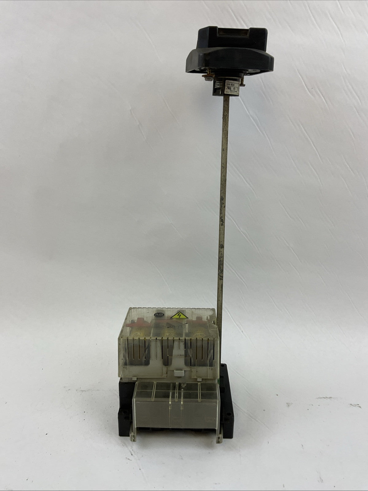 ALLEN BRADLEY 194R-NJ060P3 DISCONNECT SWITCH SER B 600VAC 50HP 250VDC 10HP