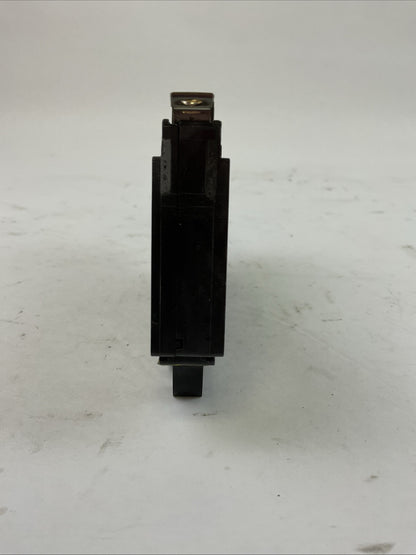 SQUARE D QOB120AS 1P 20A 120VAC PowerLink AS Circuit Breaker (LOT OF 4)
