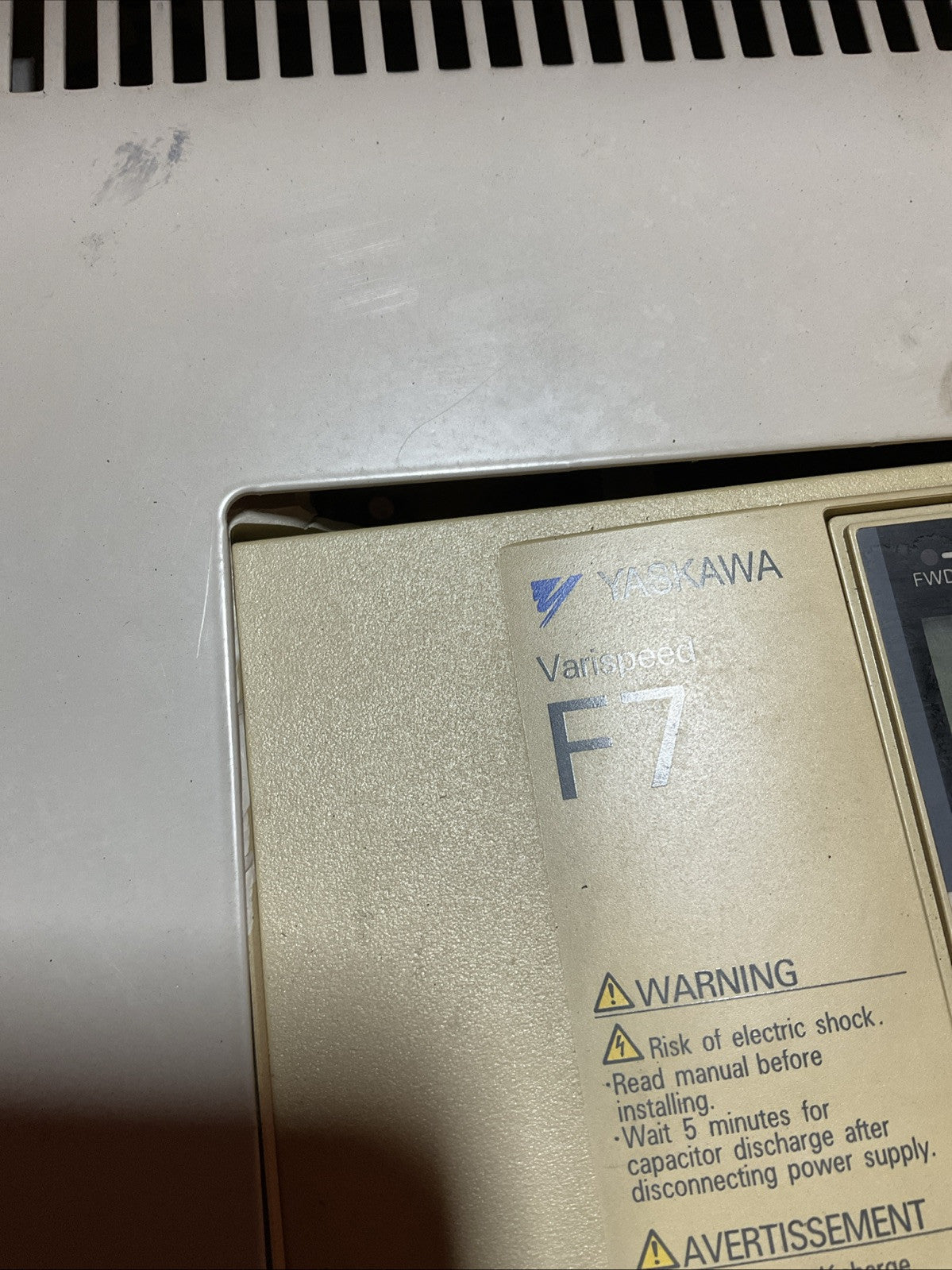 YASKAWA CIMR-F7U4055 AC DRIVE OUTPUT 0-480VAC 3PH HD 112A 85kVA ND 125A 95kVA