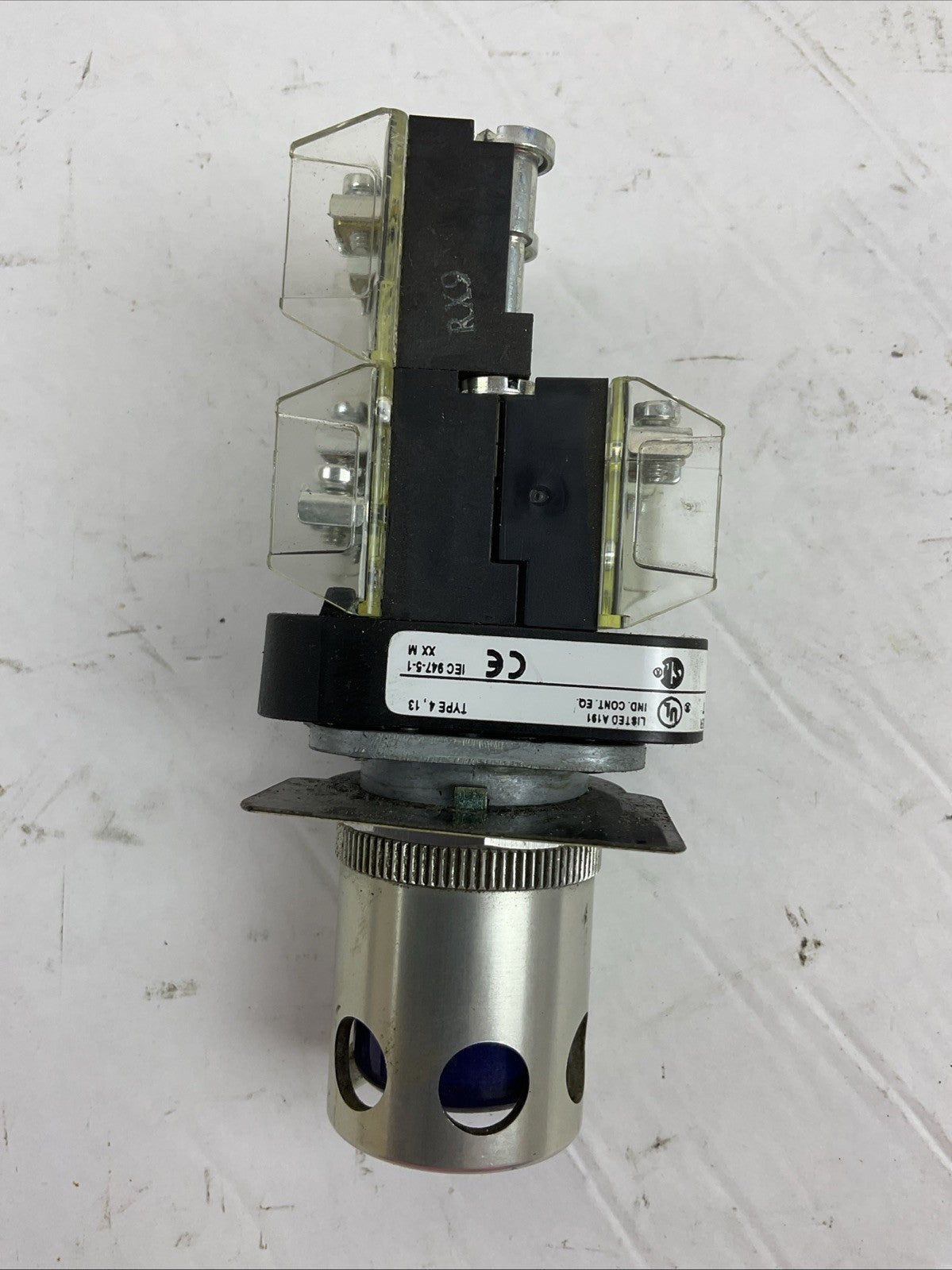 ALLEN BRADLEY 800T-QA24BA2 SER T PUSH BUTTON 24VDC