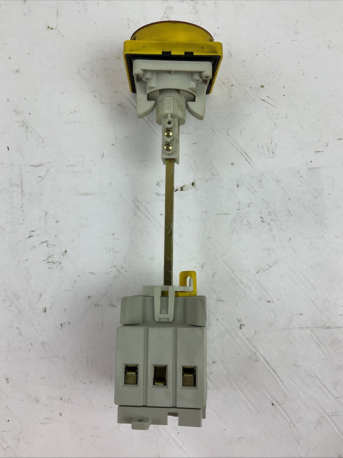 SPRECHER + SCHUH LA7-63-1753 DISCONNECT SWITCH 63A 600VAC 3PH 25HP