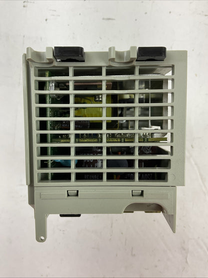 ALLEN BRADLEY 1769-PA4 COMPACT 1/O POWER SUPPLY SER A REV 4
