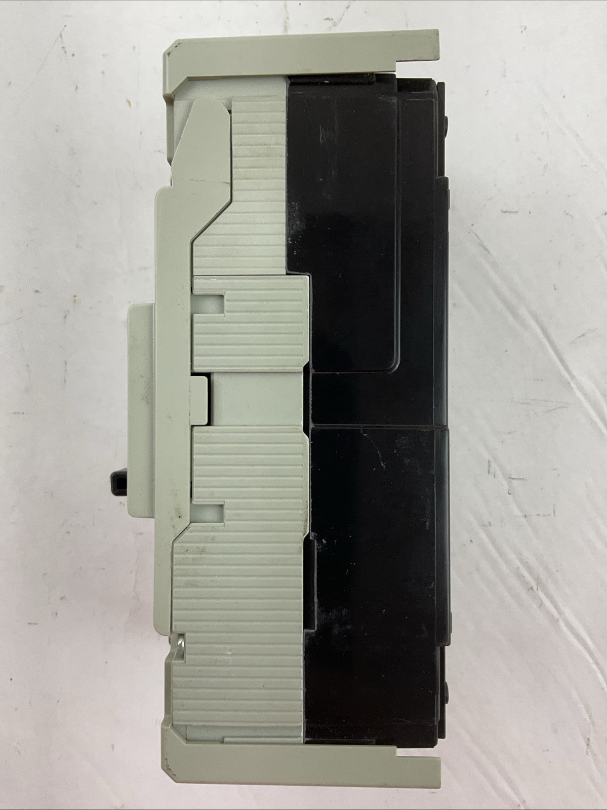 FUJI AUTO BREAKER BW125JAGU-3P050 50A 600VAC 250VDC 3POLE