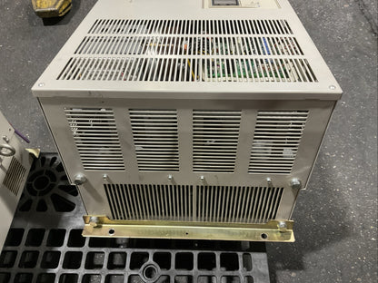 YASKAWA CIMR-F7U4075 AC DRIVE OUTPUT 3PH 0-480VAC HD 150A 110kVA ND 156A 120kVA