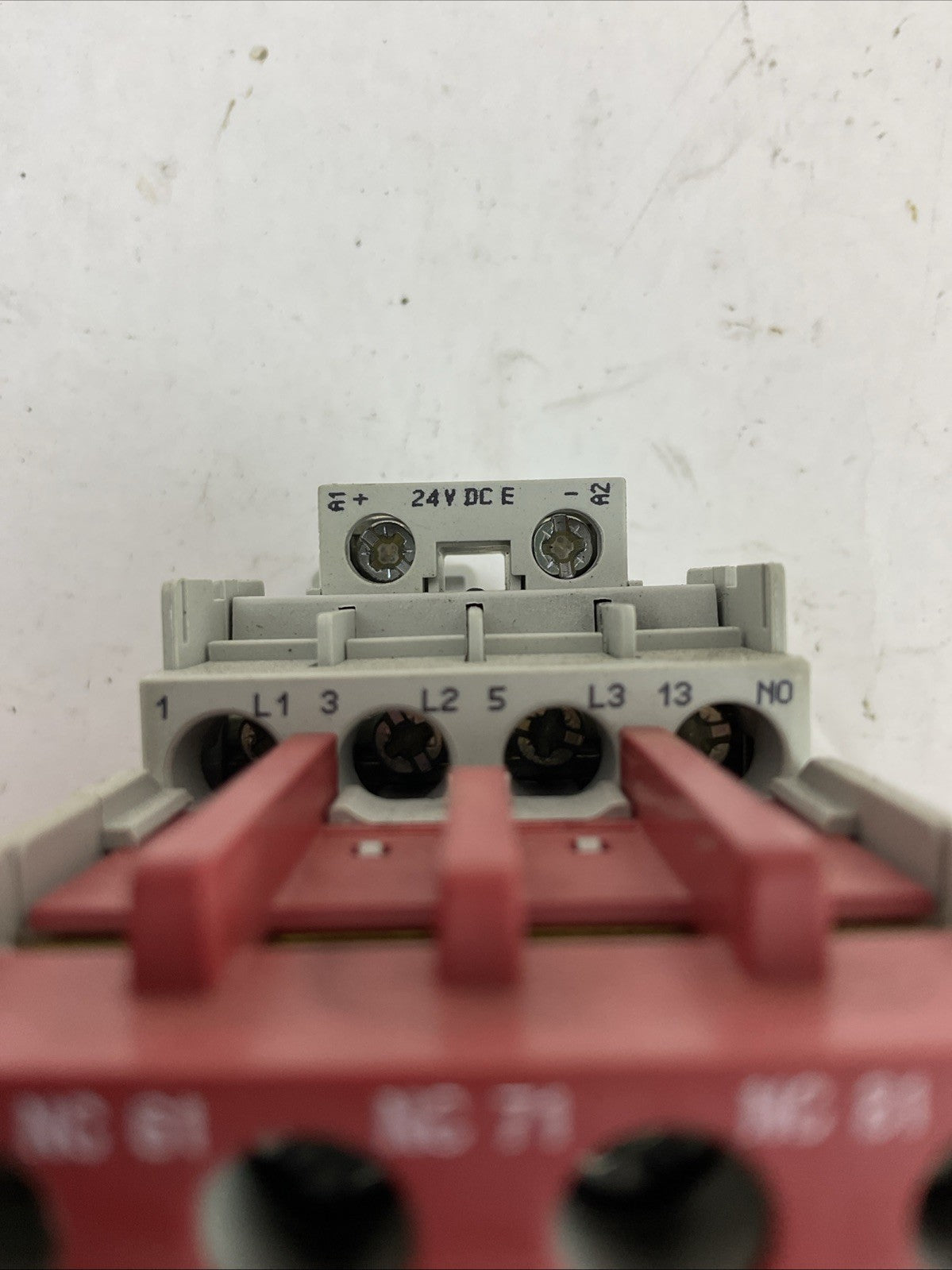 ALLEN BRADLEY 100S-C09EJ14C SAFETY CONTACTOR COIL 24VDC (100-C09E*10 + 100S-F)