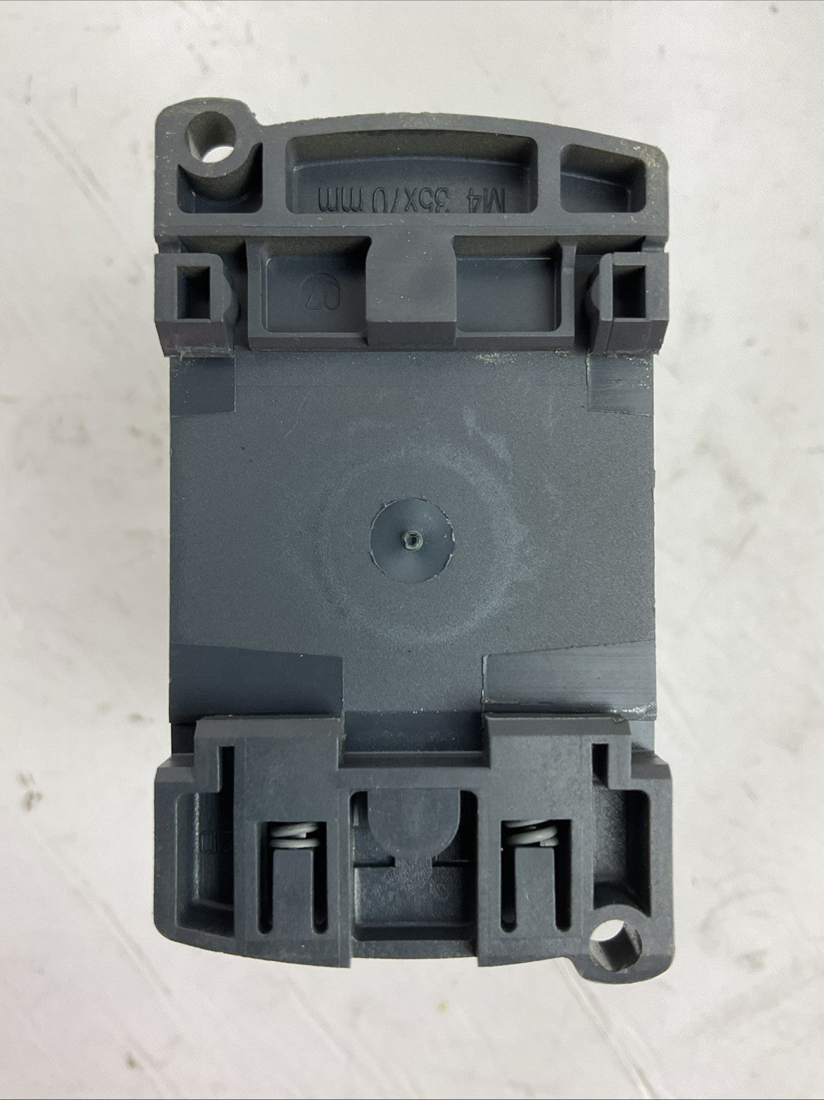 TELEMECANIQUE LC1D025BD CONTACTOR 600VAC 40A COIL 24VDC LADN40 LA1 DN40
