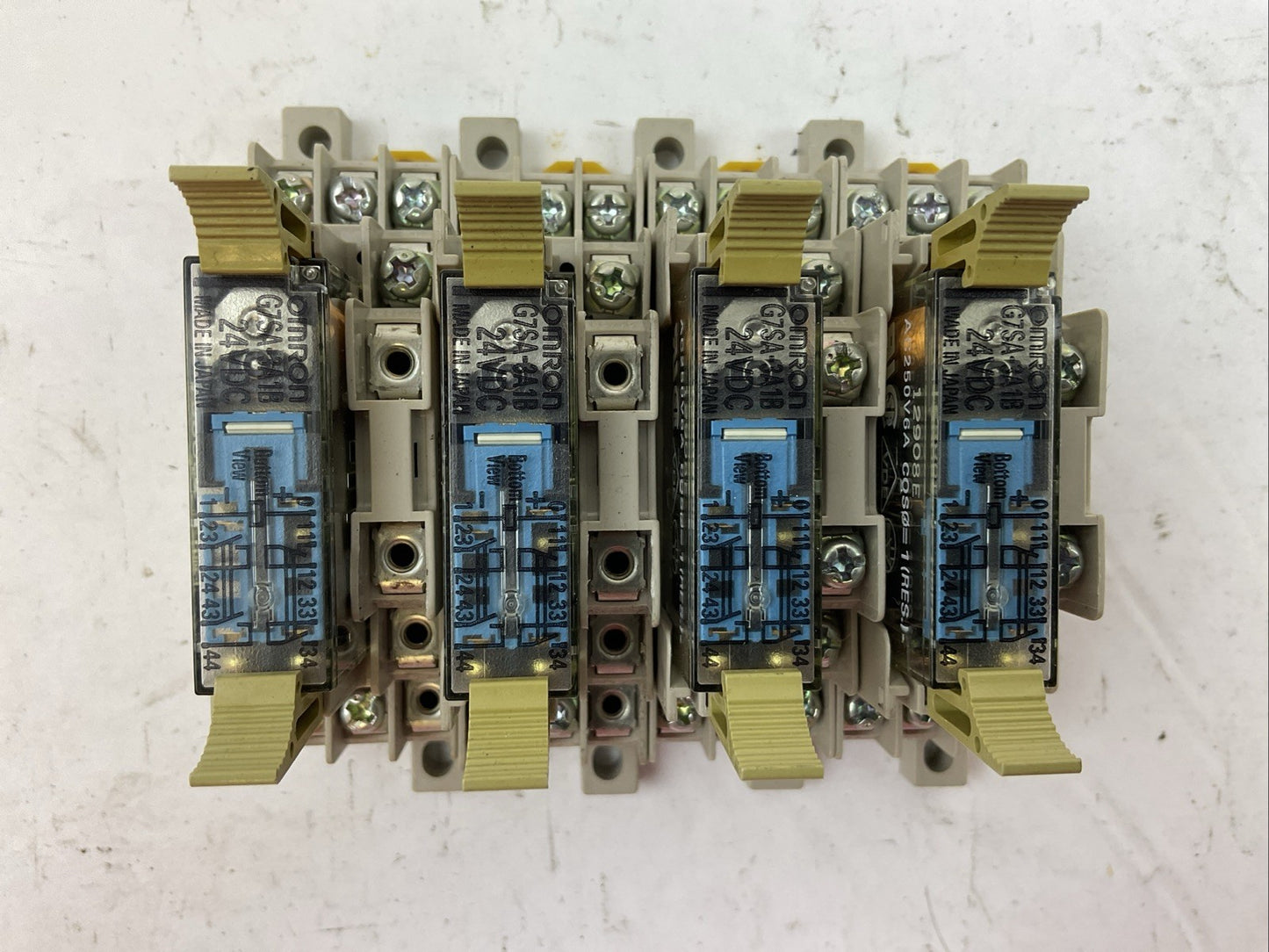 OMRON P7SA-10F RELAY BASE 20A 288VAC G7SA-3A1B RELAY 24VDC (LOT OF 4)