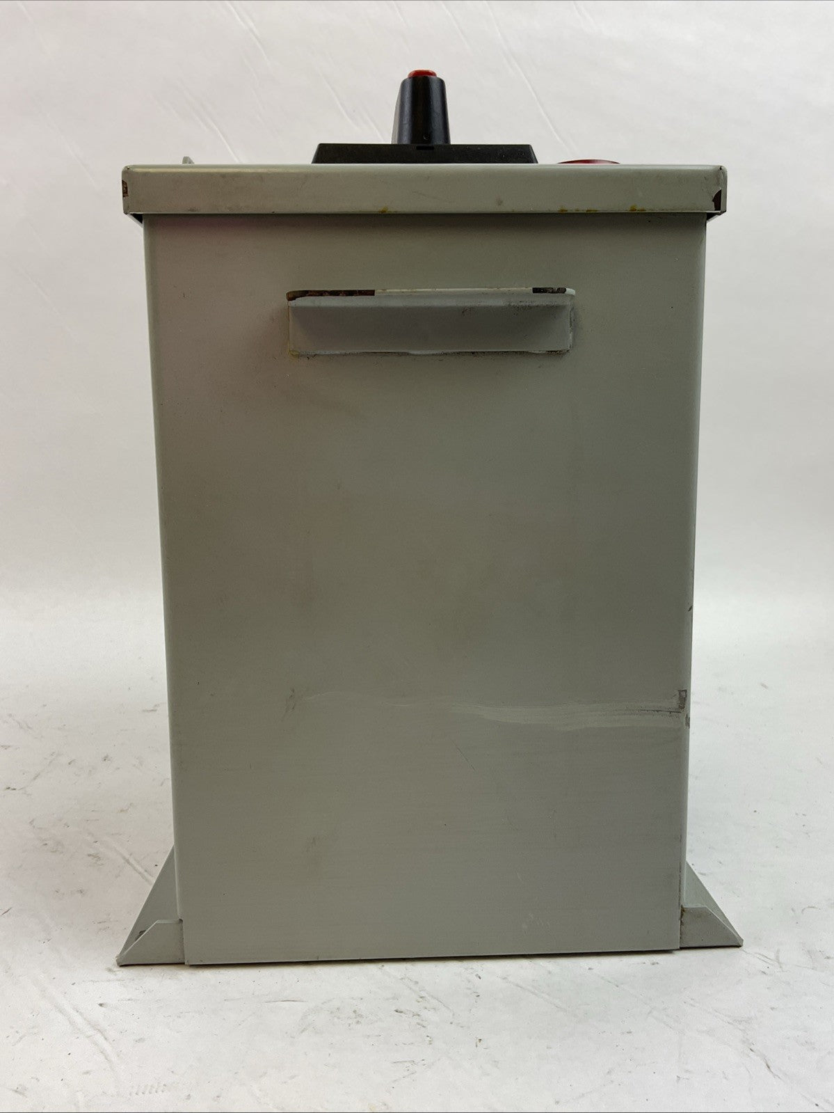 DAYKIN MDGTB-05 DISCONNECT SWITCH TRANSFORMER 1000VA PRI 480V 2.3A SEC 120V 8.3A