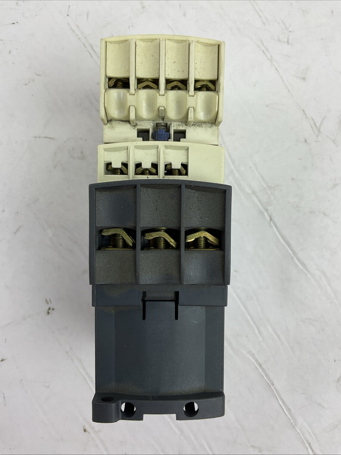 TELEMECANIQUE LC1D025BD CONTACTOR 600VAC 40A COIL 24VDC LADN40 LA1 DN40