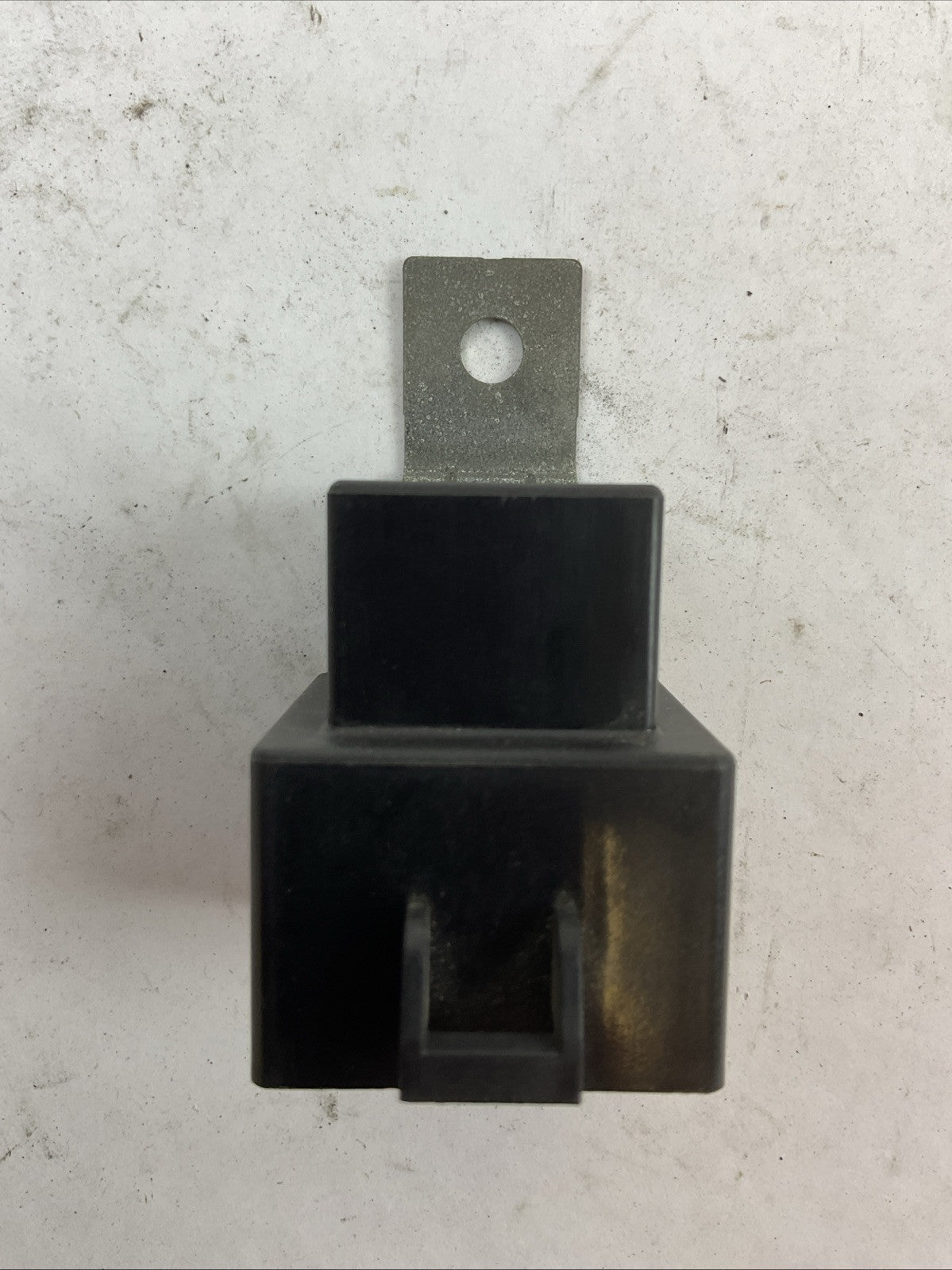 HYSTER 1375794 RELAY SHROUDED 4 PIN SONG CHUAN 898H-1AH-D1SW-R1 (2 RELAYS)