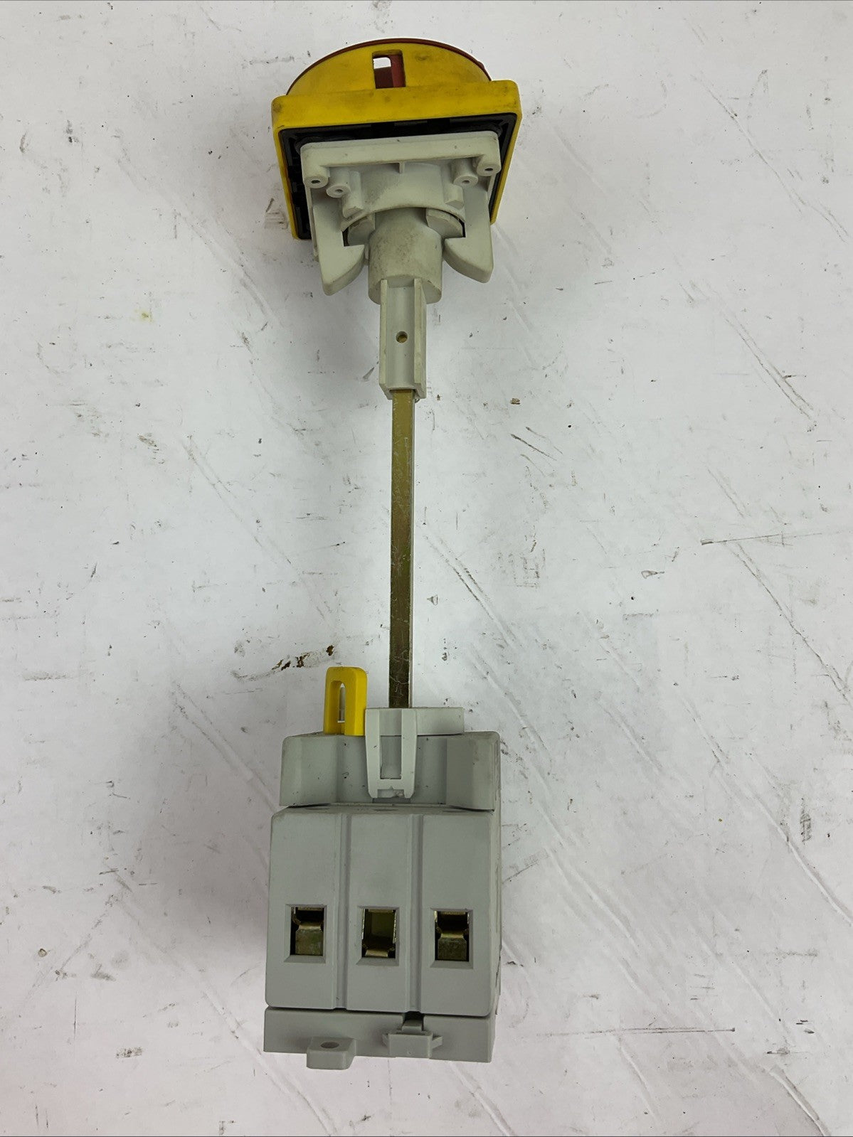 SPRECHER + SCHUH LA7-63-1753 DISCONNECT SWITCH 63A 600VAC 3PH 25HP