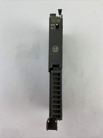 ALLEN BRADLEY 1771-OFE REV P01 SER B FIRMWARE REV B ANALOG OUTPUT MODULE