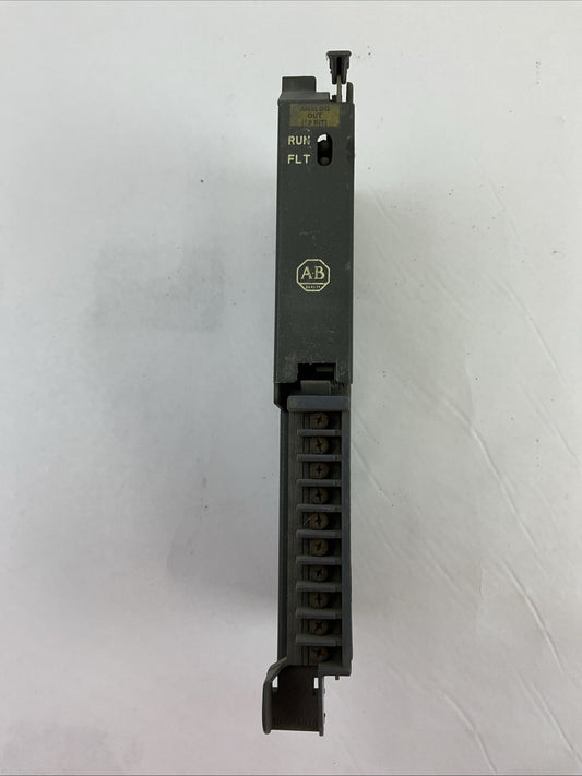 ALLEN BRADLEY 1771-OFE REV P01 SER B FIRMWARE REV B ANALOG OUTPUT MODULE